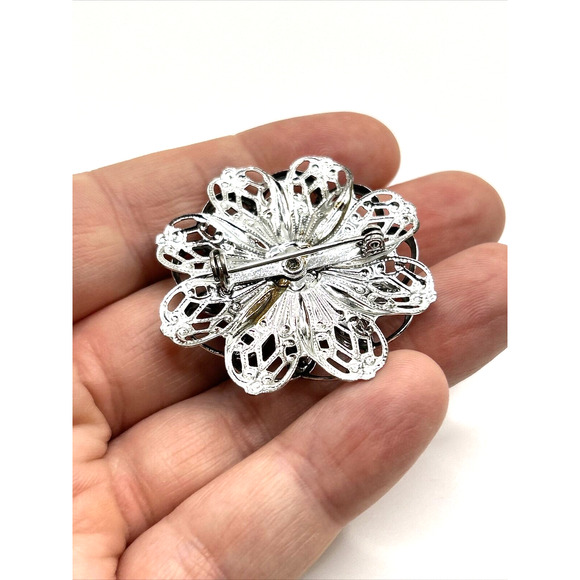 Vintage Rhinestone Silver Tone Clear Rhinestone Round Dome Brooch Pin Unsigned - Picture 7 of 9